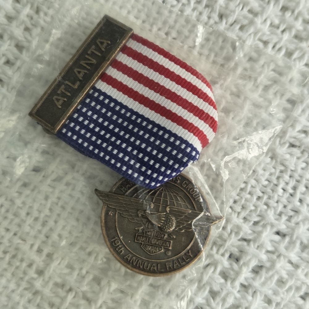 Harley-Davidson Harley Owners Group 19th Annual Atlanta Rally Vest Flag Medal
